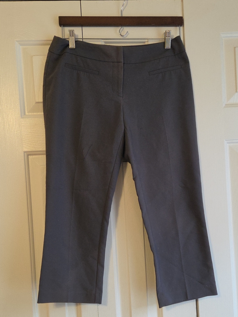Apt. 9 Women's Gray Capri Pants